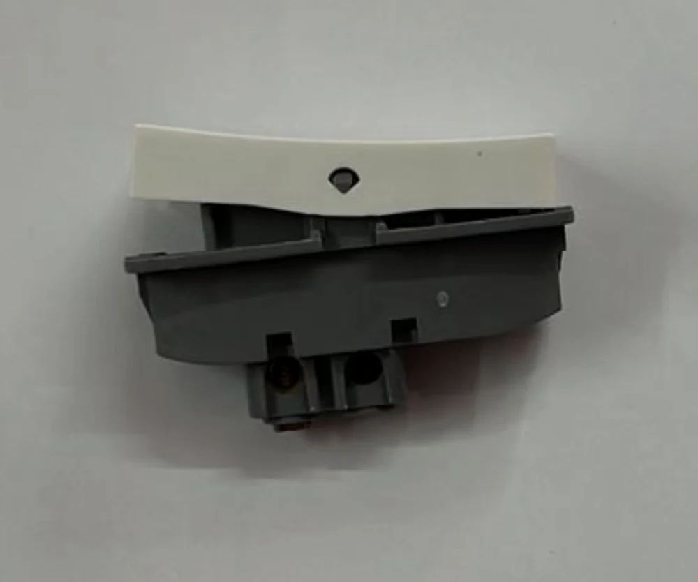 Havells Switch No Modifier MODEL NO AHRSXXW061, TYPE ONE WAY