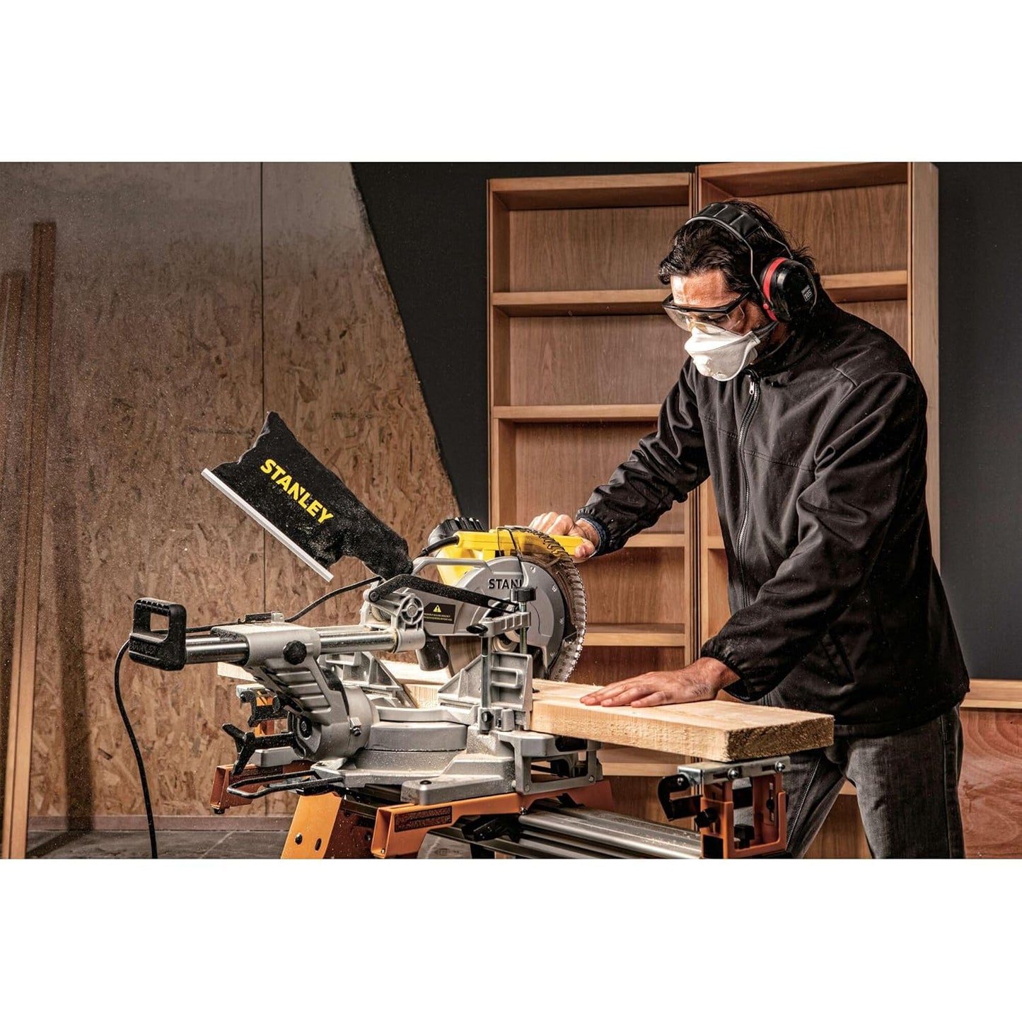 Stanley Saw Na. STANLEY SM18-IN 1800W SLIDING MITRE SAW, SM18-IN