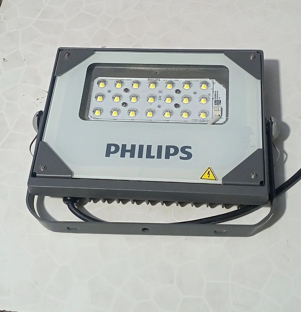 Philips Light Flood MODEL NO BVP282 LED120 CW, POWER 100 W